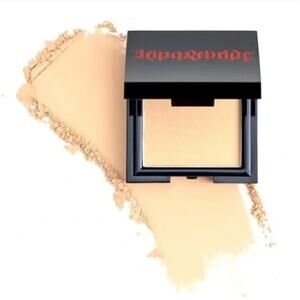 Reina Rebelde On Your Face Finishing Powder in Perla Deluxe Travel Size